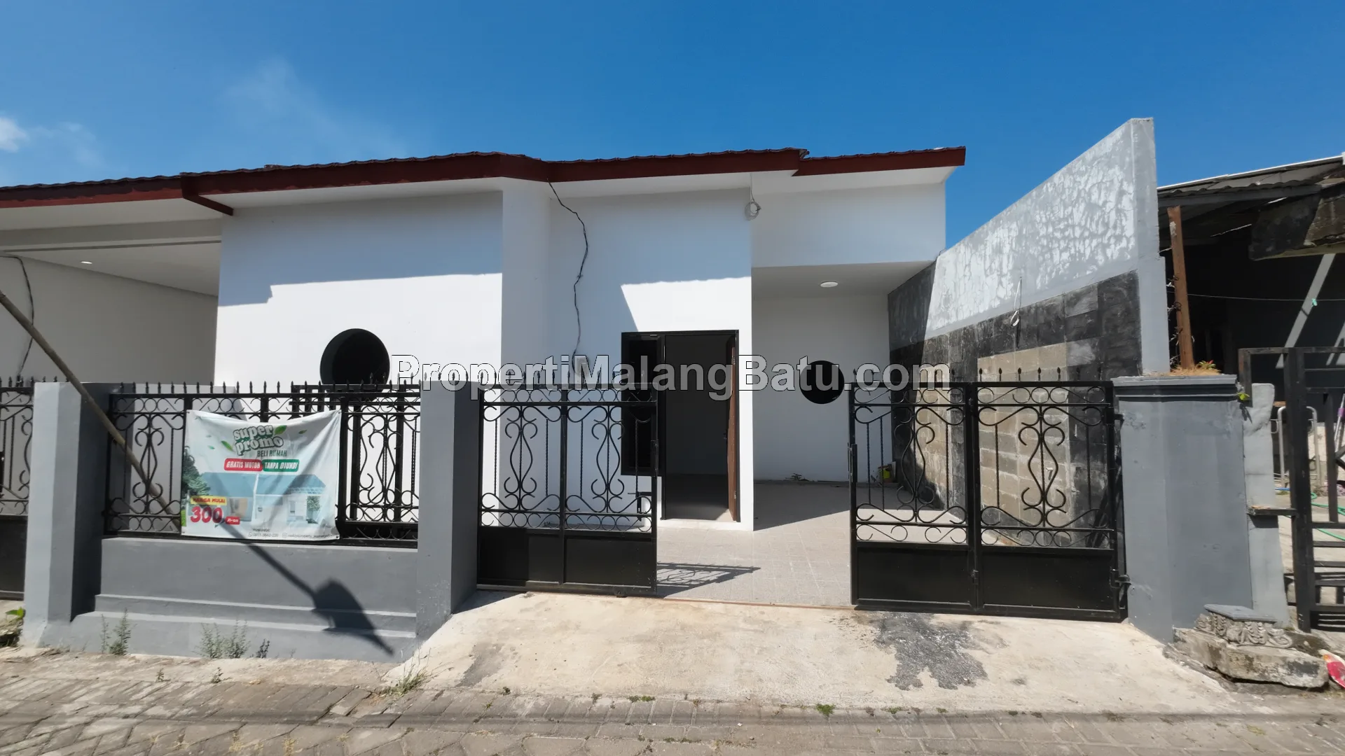 Rumah Modern Minimalis Dekat SMAN 1 Lawang Tipe Besar